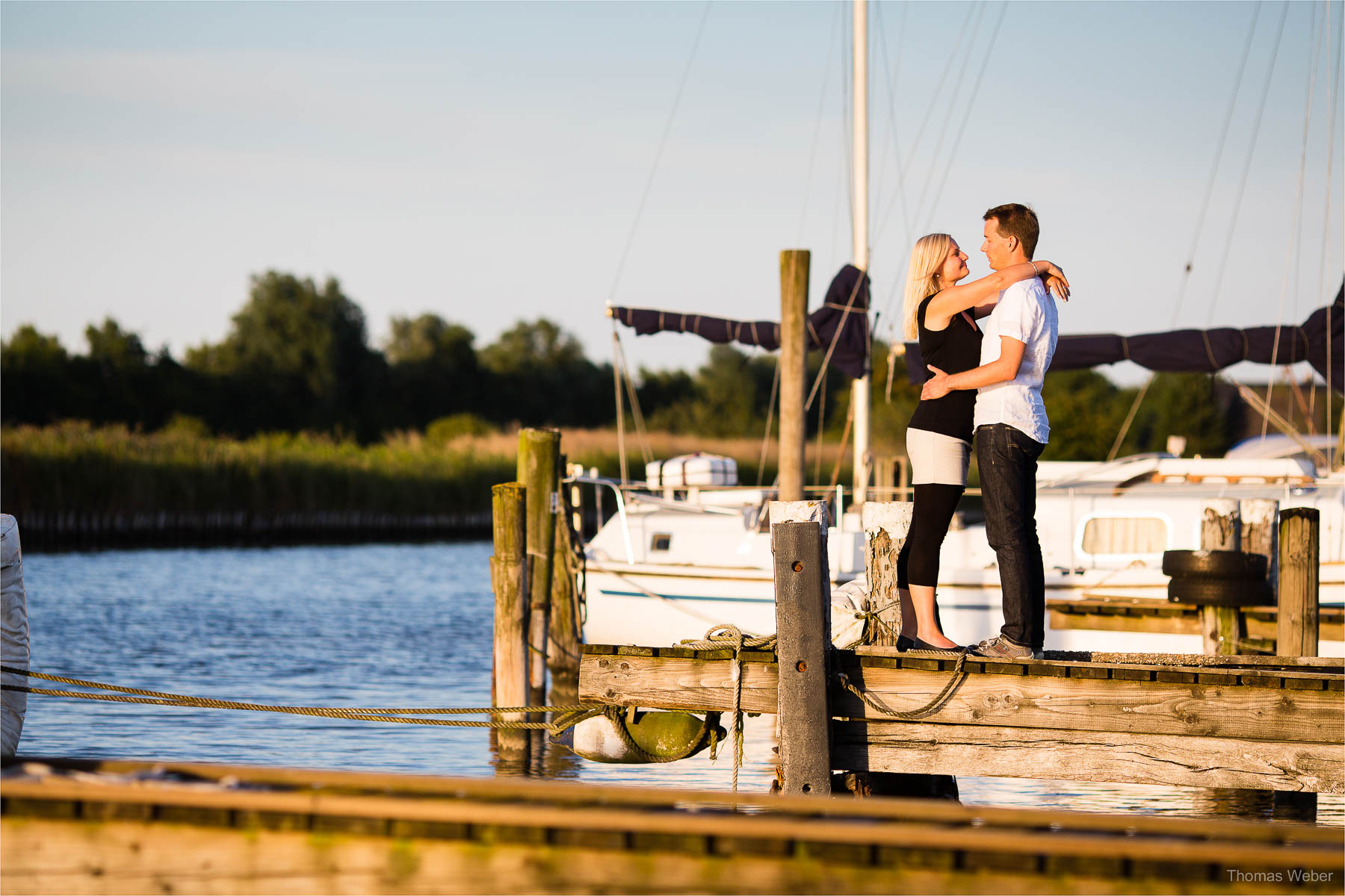 Verlobungsfotos an der Nordsee, Hochzeitsfotograf Ostfriesland