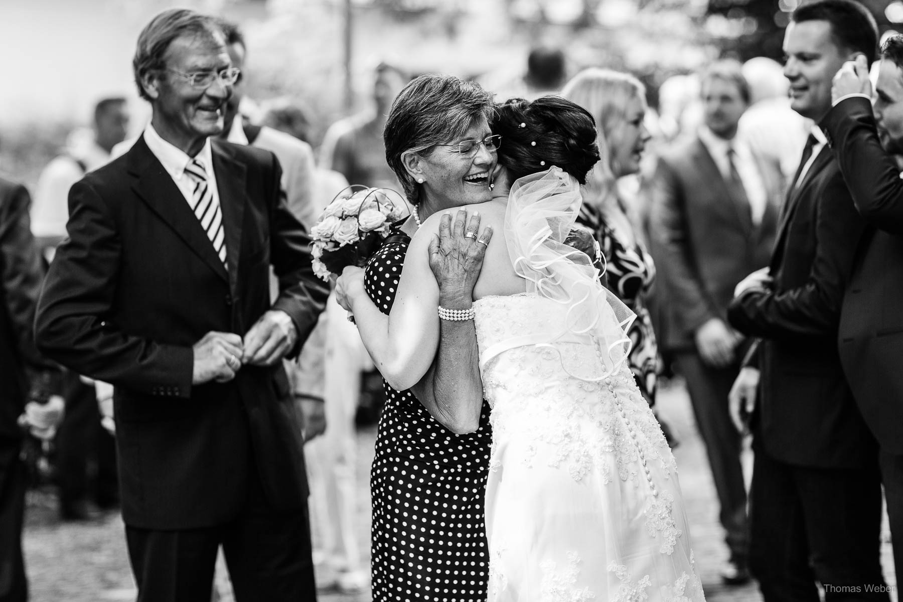 Als Hochzeitsfotograf im Landhaus Etzhorn bei einer fröhlichen Hochzeitsfeier, Hochzeitsfotograf Ostfriesland