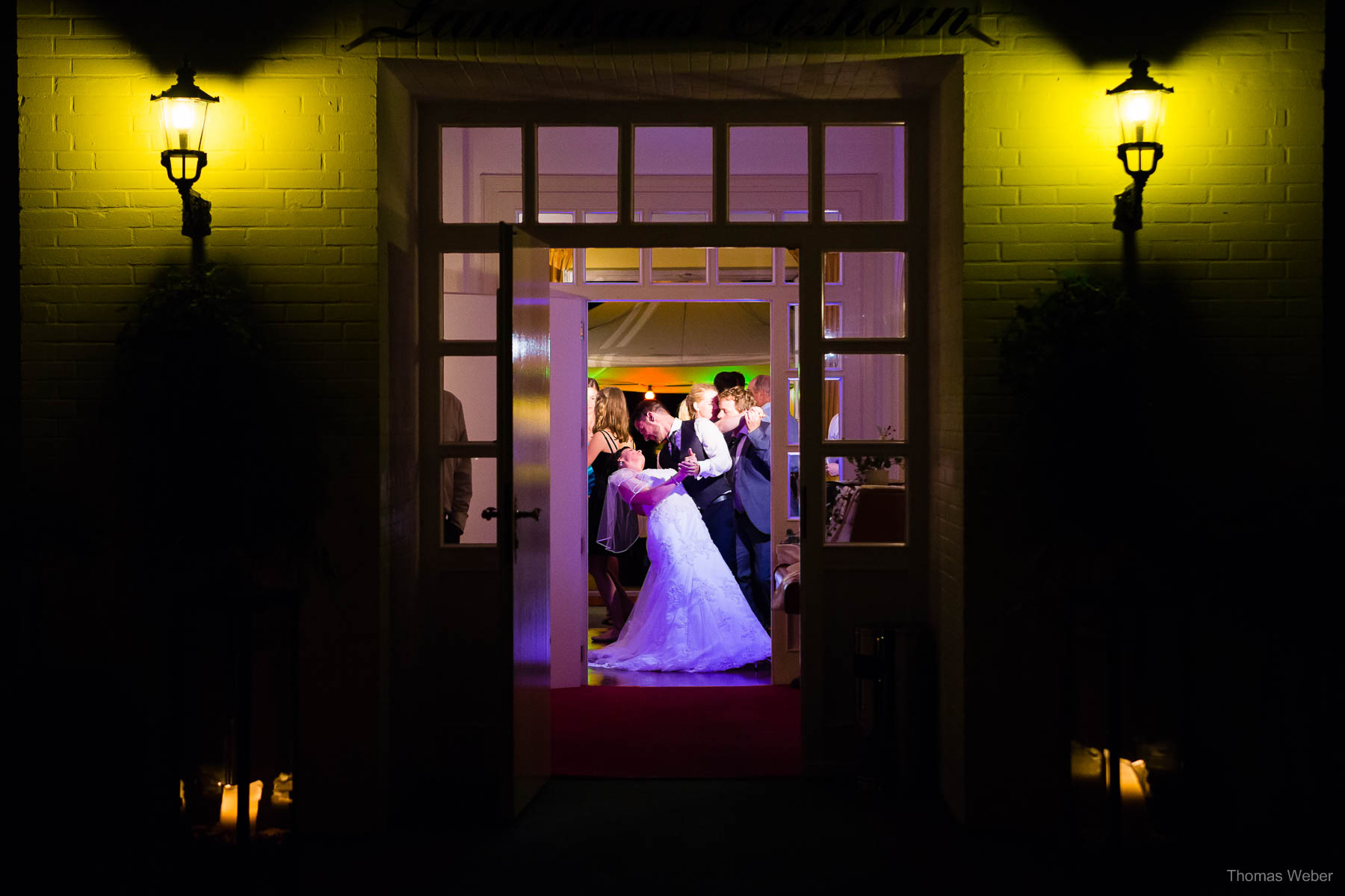 Als Hochzeitsfotograf im Landhaus Etzhorn bei einer fröhlichen Hochzeitsfeier, Hochzeitsfotograf Ostfriesland