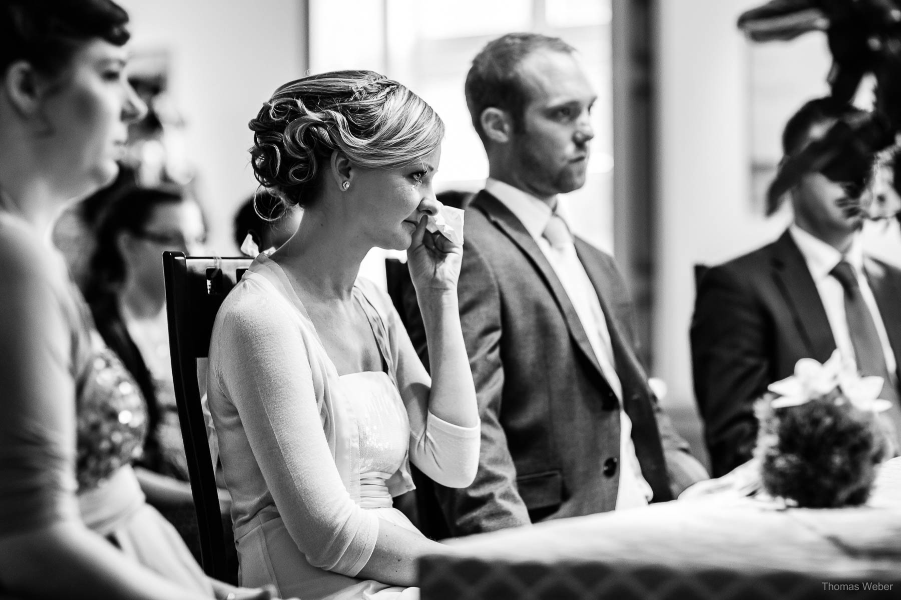 Hochzeit in der Burg Kniphausen Wilhelmshaven und Hochzeitsfeier im Le Patron am Meer, Hochzeitsfotograf Wilhelmshaven