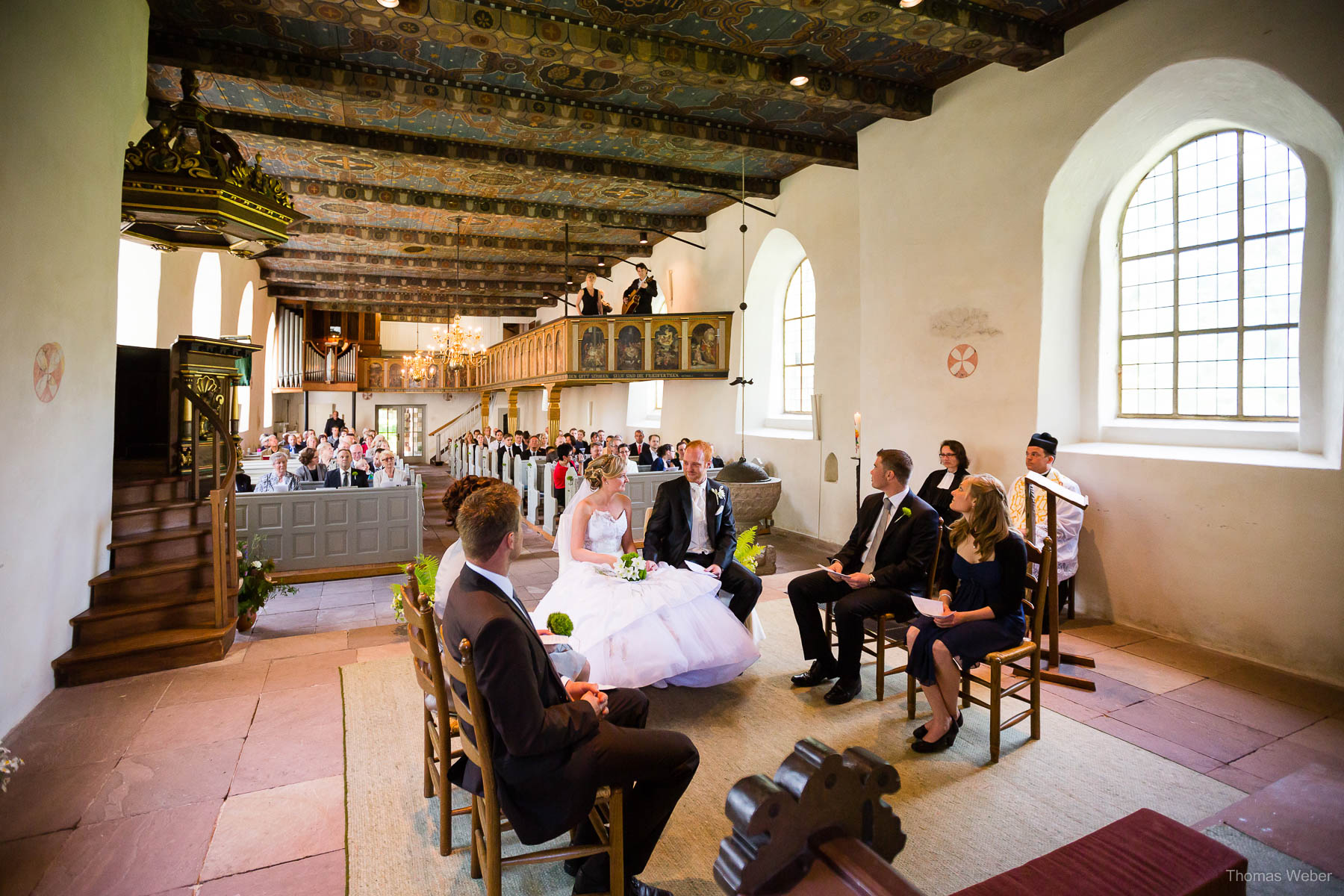 Hochzeit in der Burg Kniphausen Wilhelmshaven und Hochzeitsfeier im Le Patron am Meer, Hochzeitsfotograf Wilhelmshaven