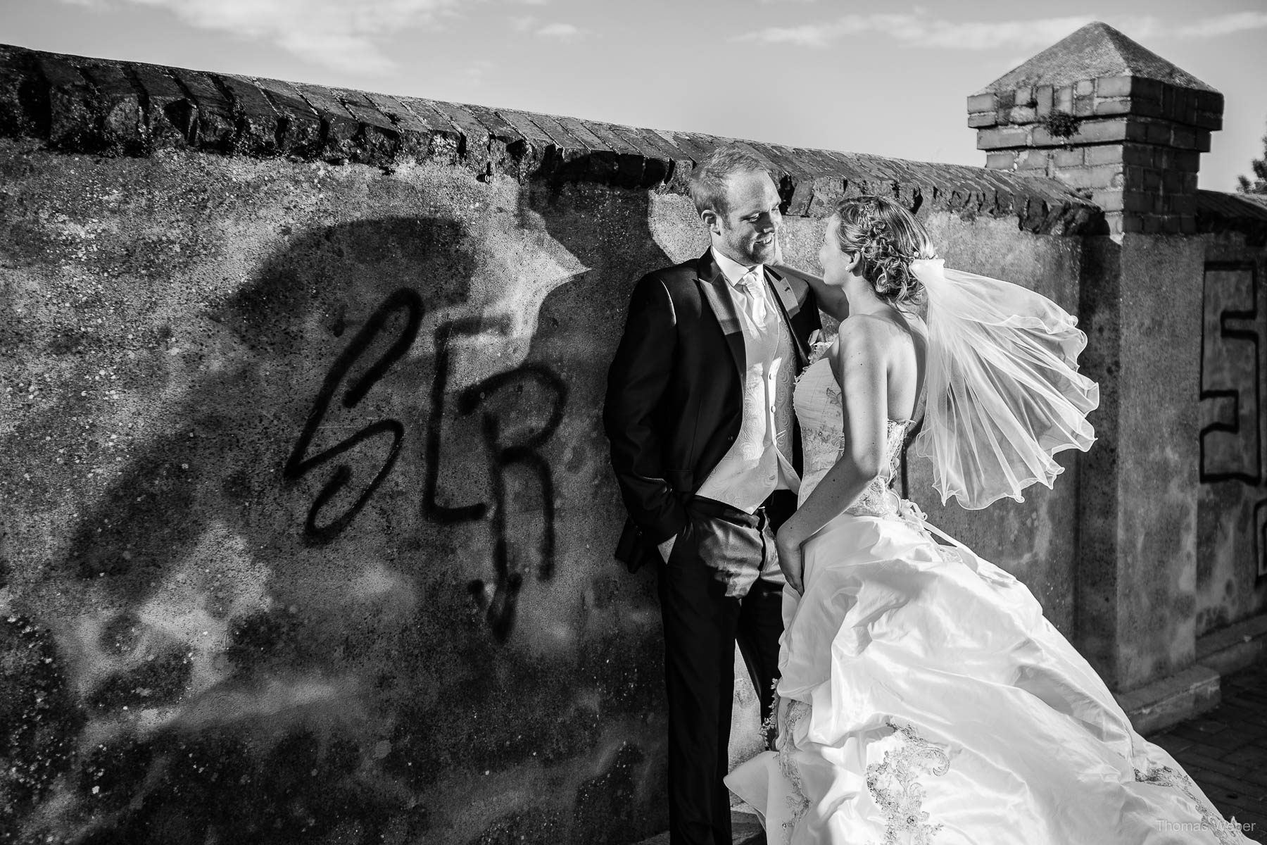 Hochzeit in der Burg Kniphausen Wilhelmshaven und Hochzeitsfeier im Le Patron am Meer, Hochzeitsfotograf Wilhelmshaven