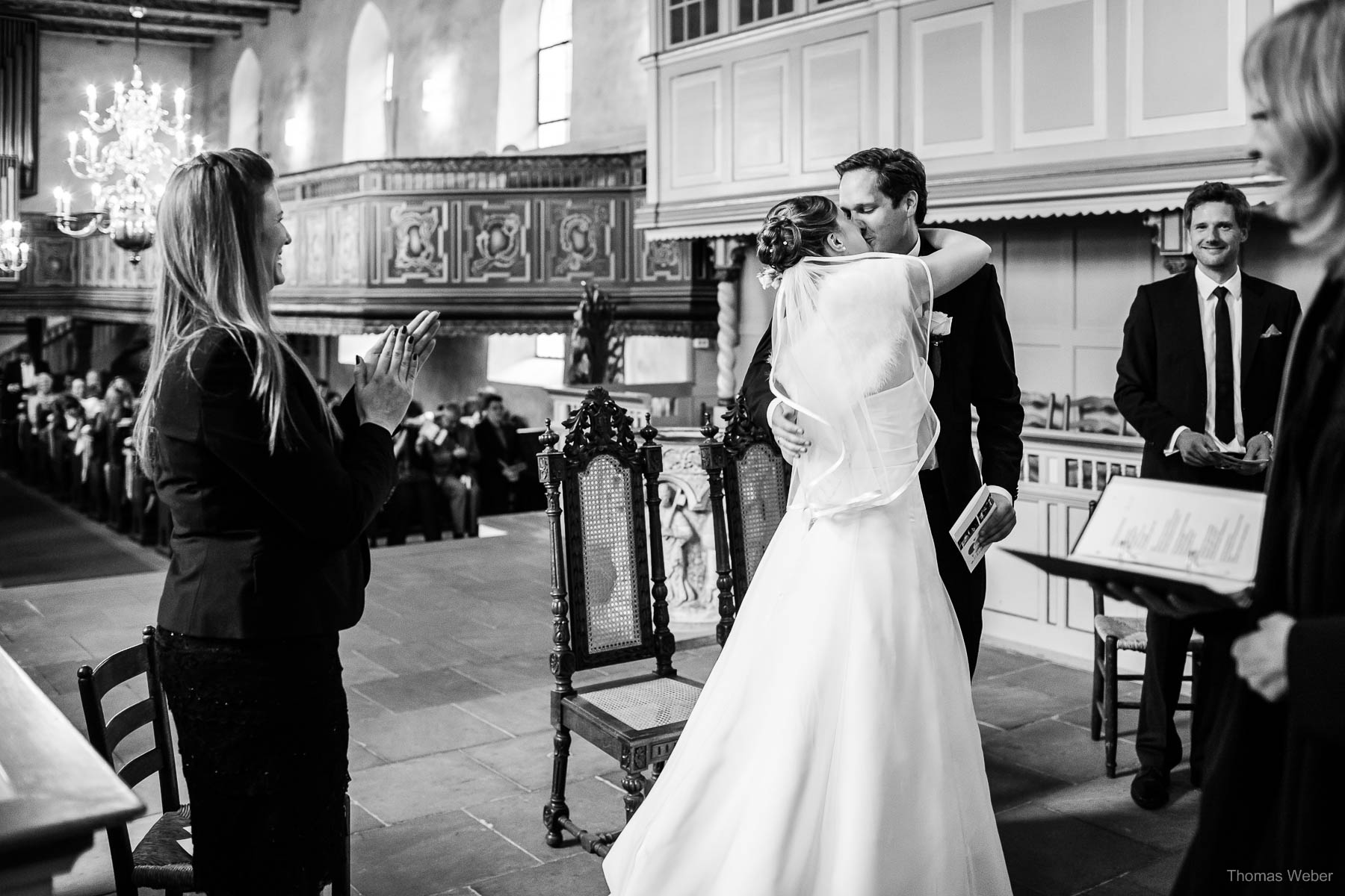 Hochzeit in der St-Ulrichs-Kirche in Rastede und Hochzeitsfeier in der Eventscheune St. Georg Rastede