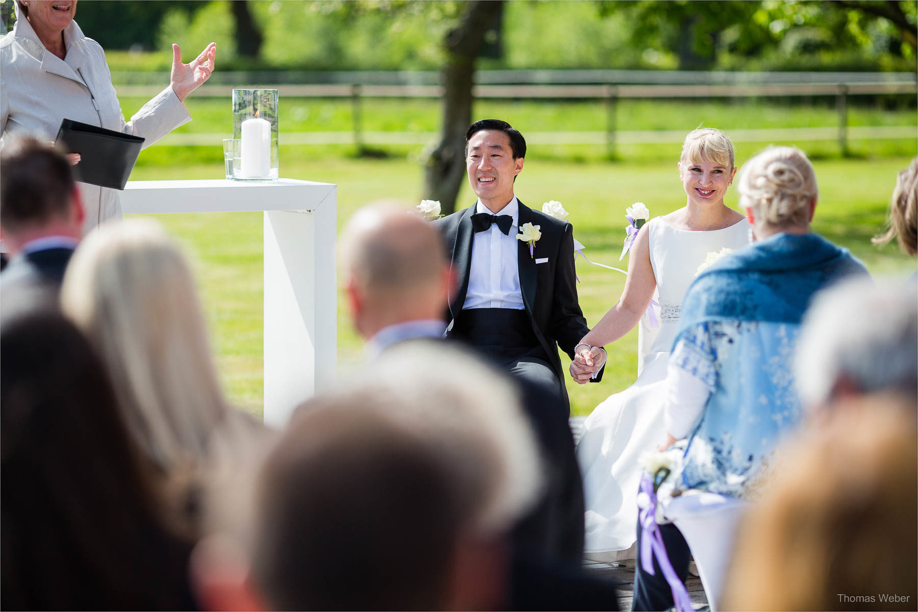 Freie Trauung in der Eventscheune St. Georg in Rastede, Hochzeitsfotograf Ostfriesland