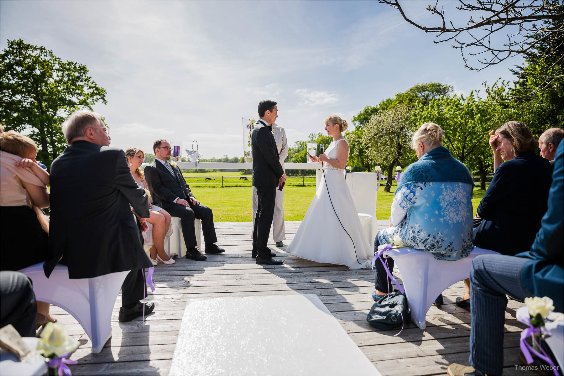 Freie Trauung in der Eventscheune St. Georg in Rastede, Hochzeitsfotograf Ostfriesland