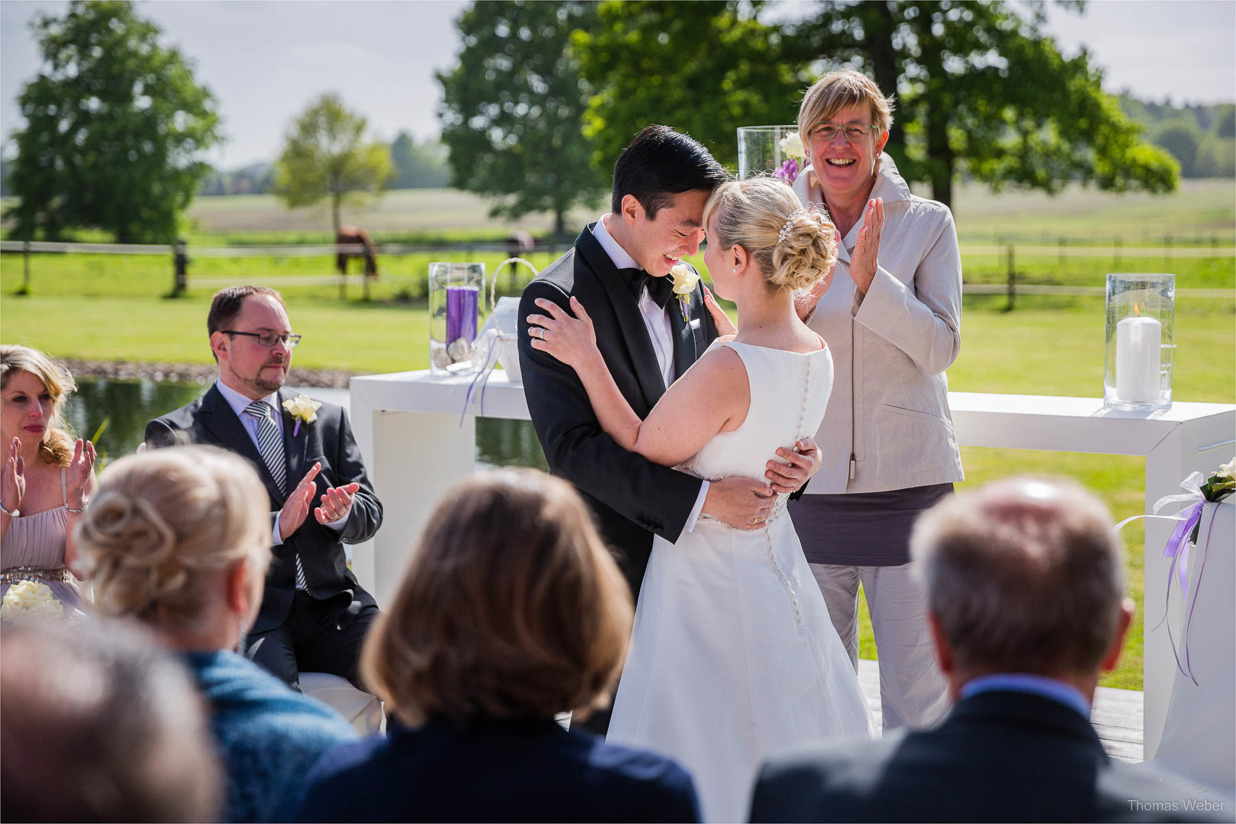 Freie Trauung in der Eventscheune St. Georg in Rastede, Hochzeitsfotograf Ostfriesland