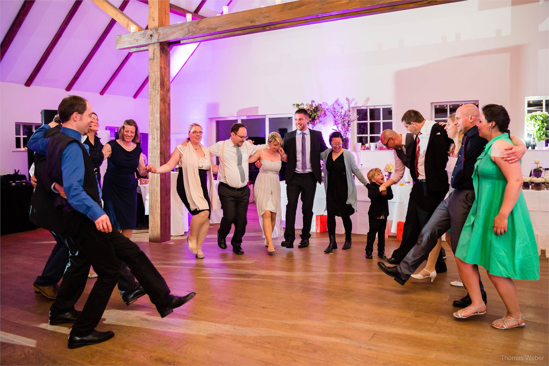 Freie Trauung in der Eventscheune St. Georg in Rastede, Hochzeitsfotograf Ostfriesland