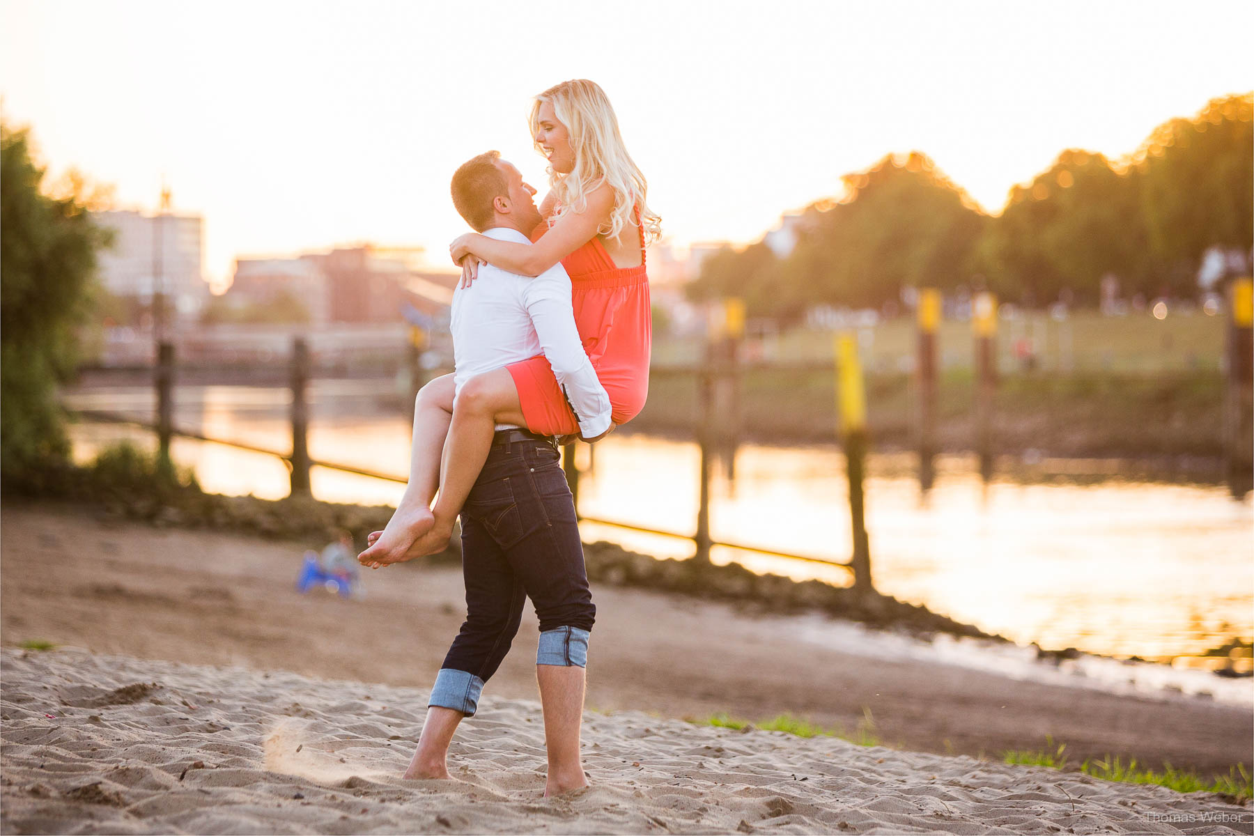 Verlobungsfotos in Bremen, Hochzeitsfotograf Ostfriesland