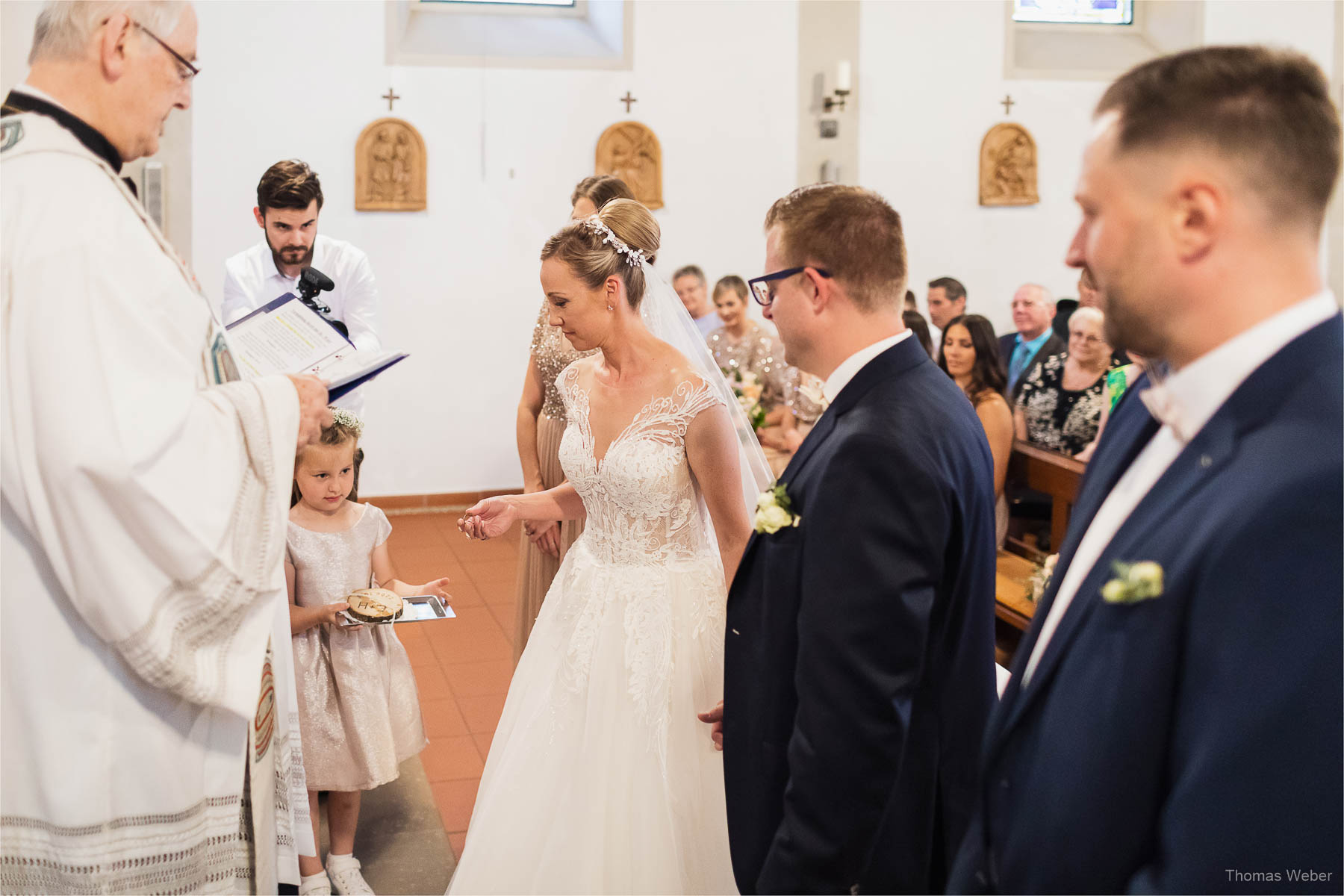 Kirchliche Hochzeit und Hochzeitsfeier, Hochzeitsfotograf Ostfriesland, Thomas Weber