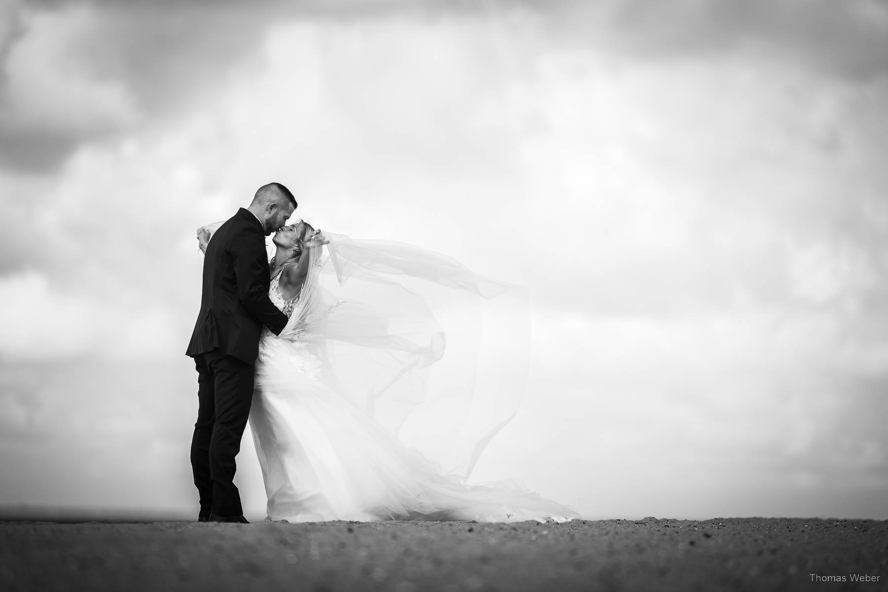 Hochzeitsfotos am Strand der Nordsee, Hochzeitsfotograf Thomas Weber