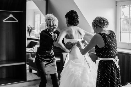 hochzeitsfotograf-hochzeitsfotos-ostfriesland-getting-ready-vorbereitungen-hochzeitstag-0025